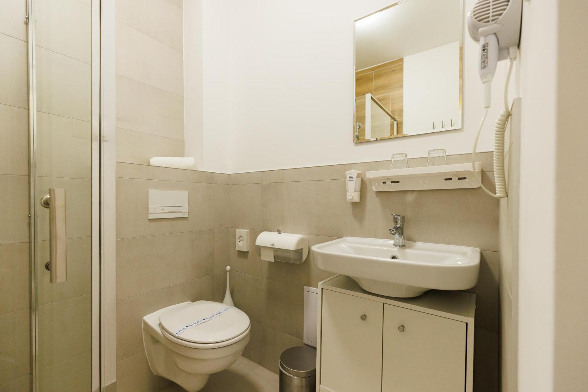 Safari Hotel Сегед Экстерьер фото