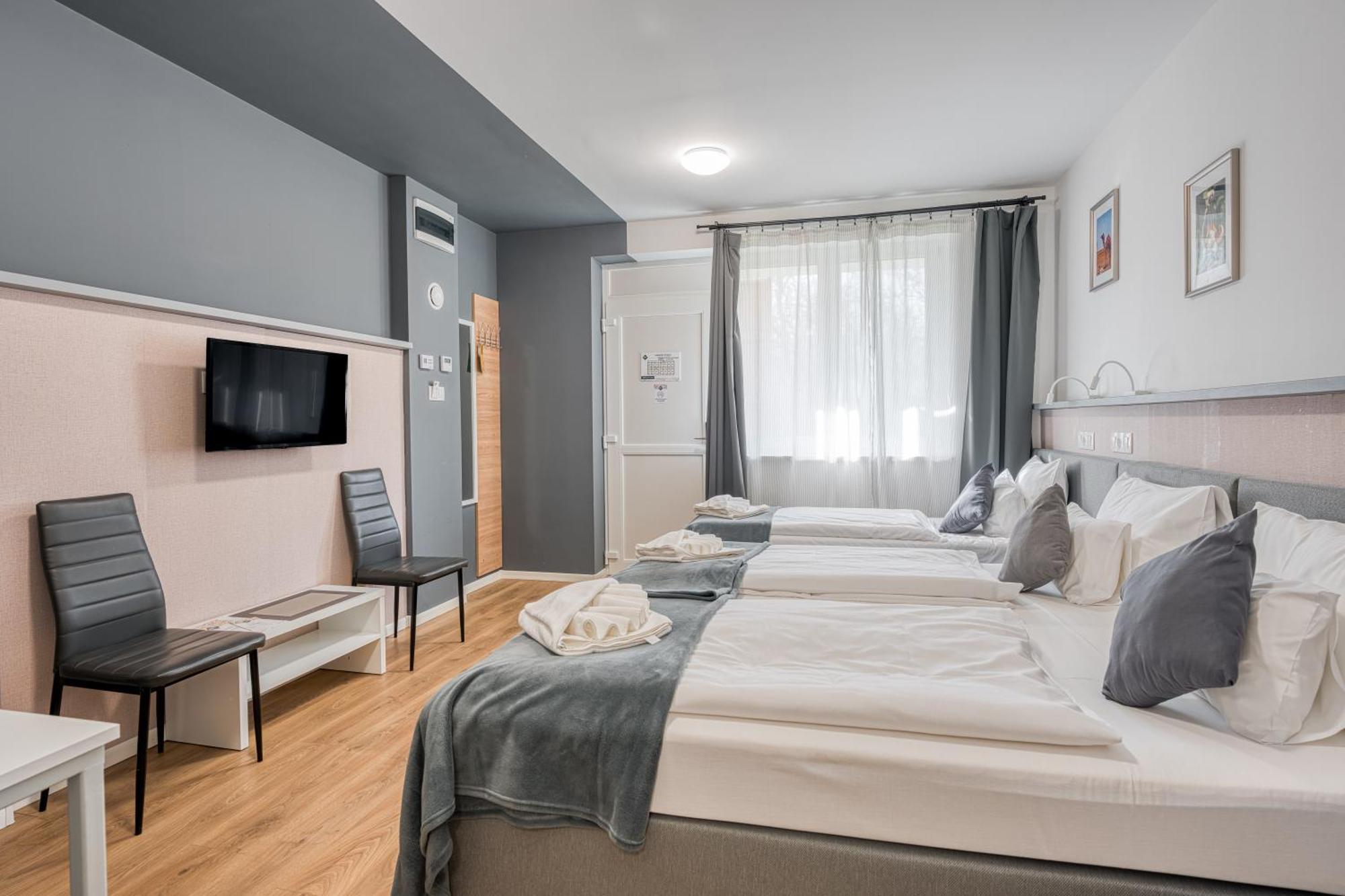 Safari Hotel Сегед Экстерьер фото
